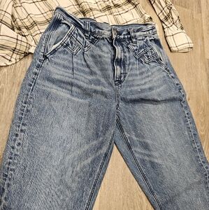 American Eagle Mom Jeans Vintage Style